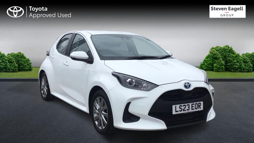 Main listing image - Toyota Yaris