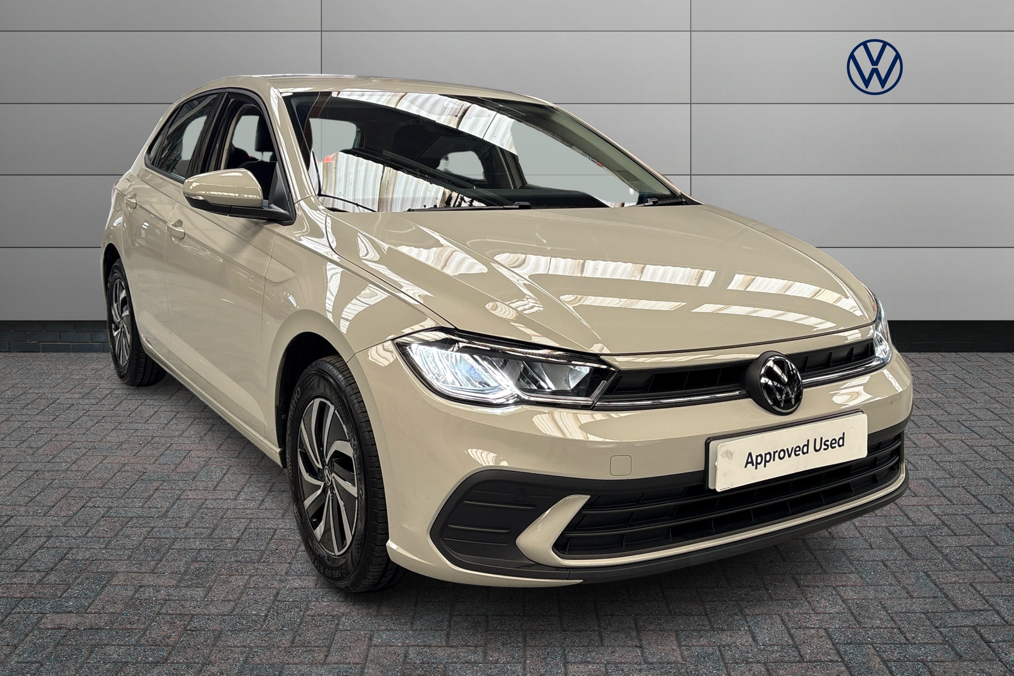 Main listing image - Volkswagen Polo