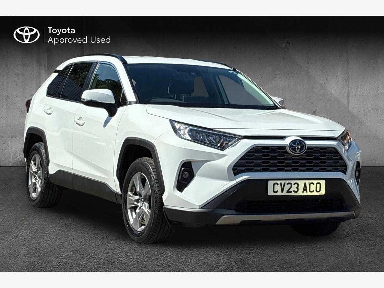 Main listing image - Toyota RAV4