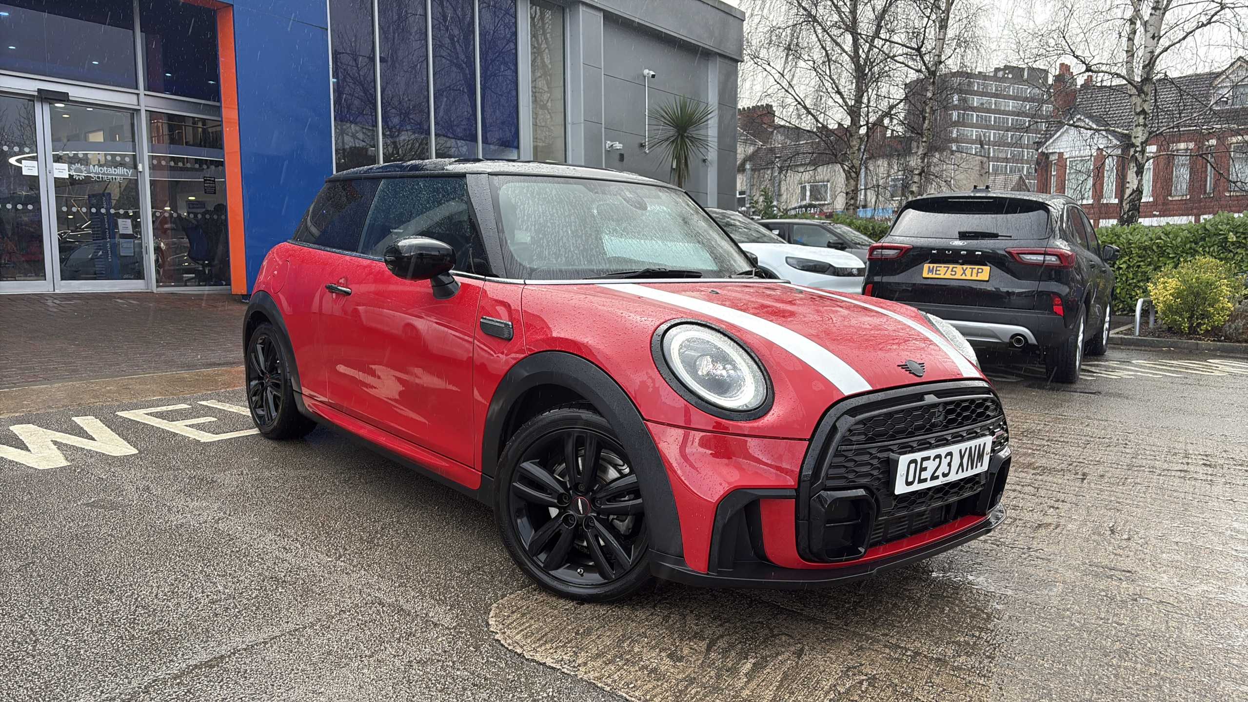 Main listing image - MINI Hatchback