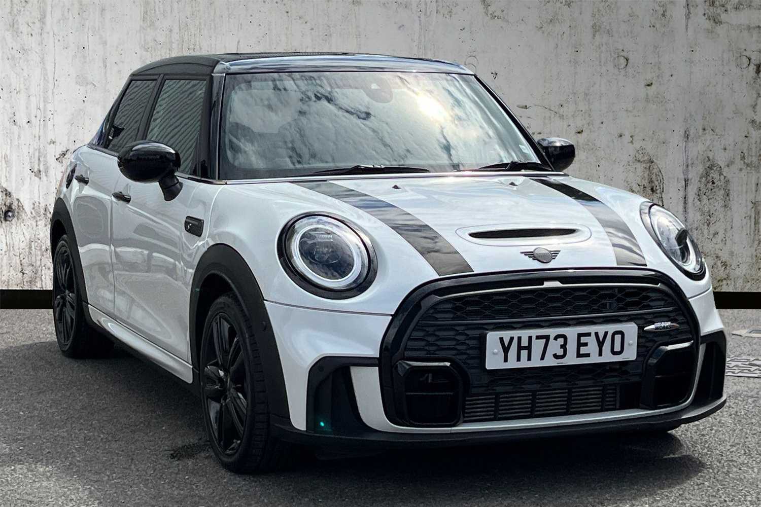 Main listing image - MINI Hatchback 5dr