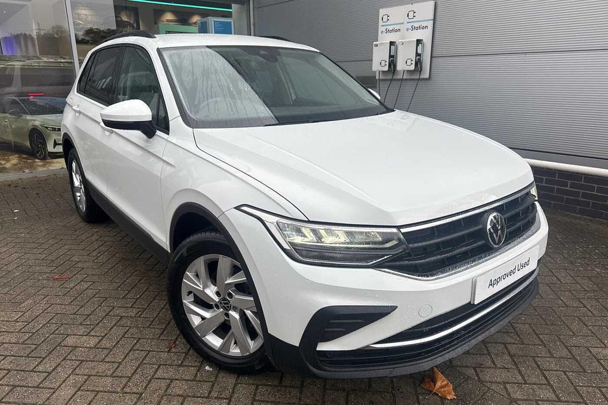 Main listing image - Volkswagen Tiguan