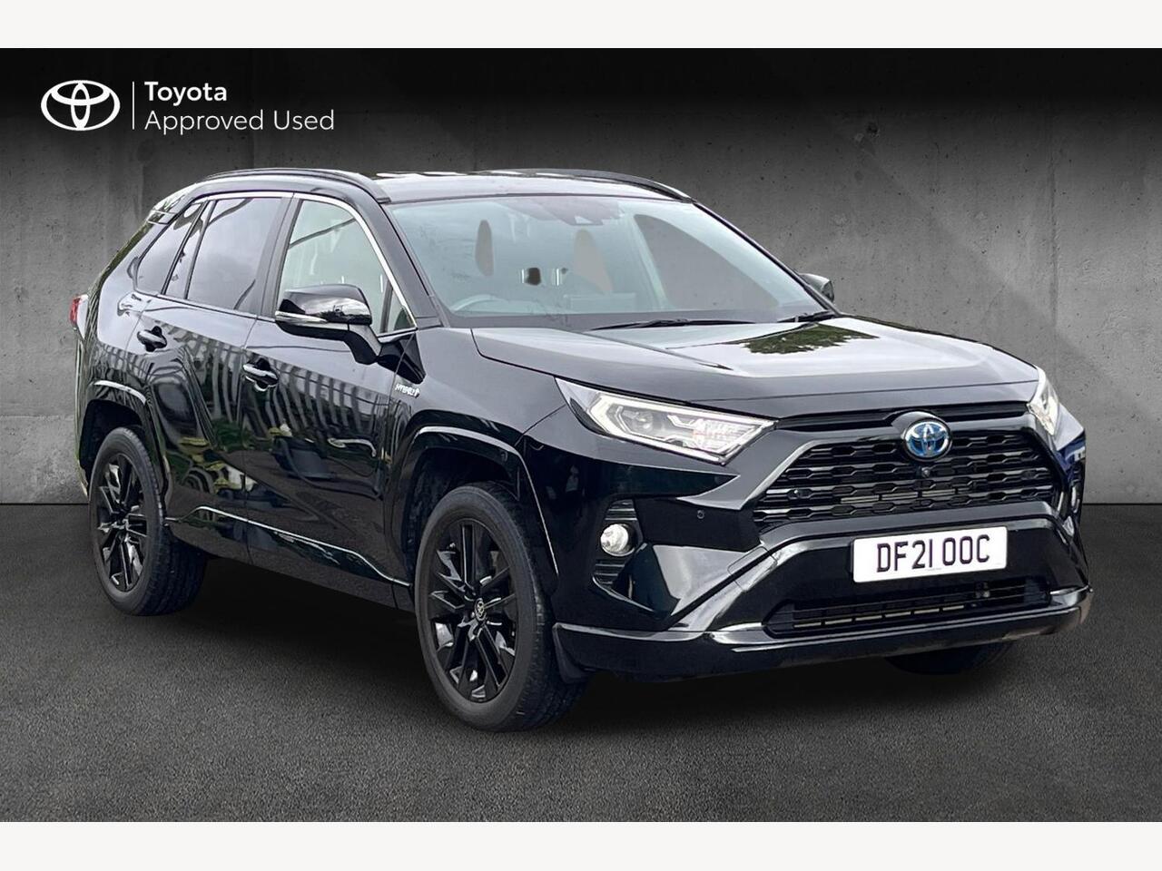Main listing image - Toyota RAV4