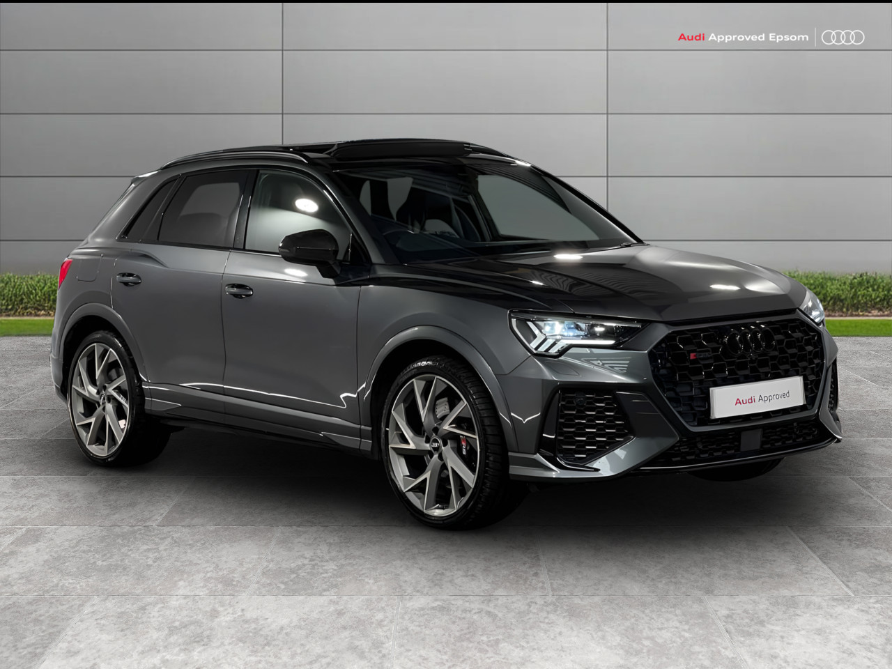 Main listing image - Audi RS Q3