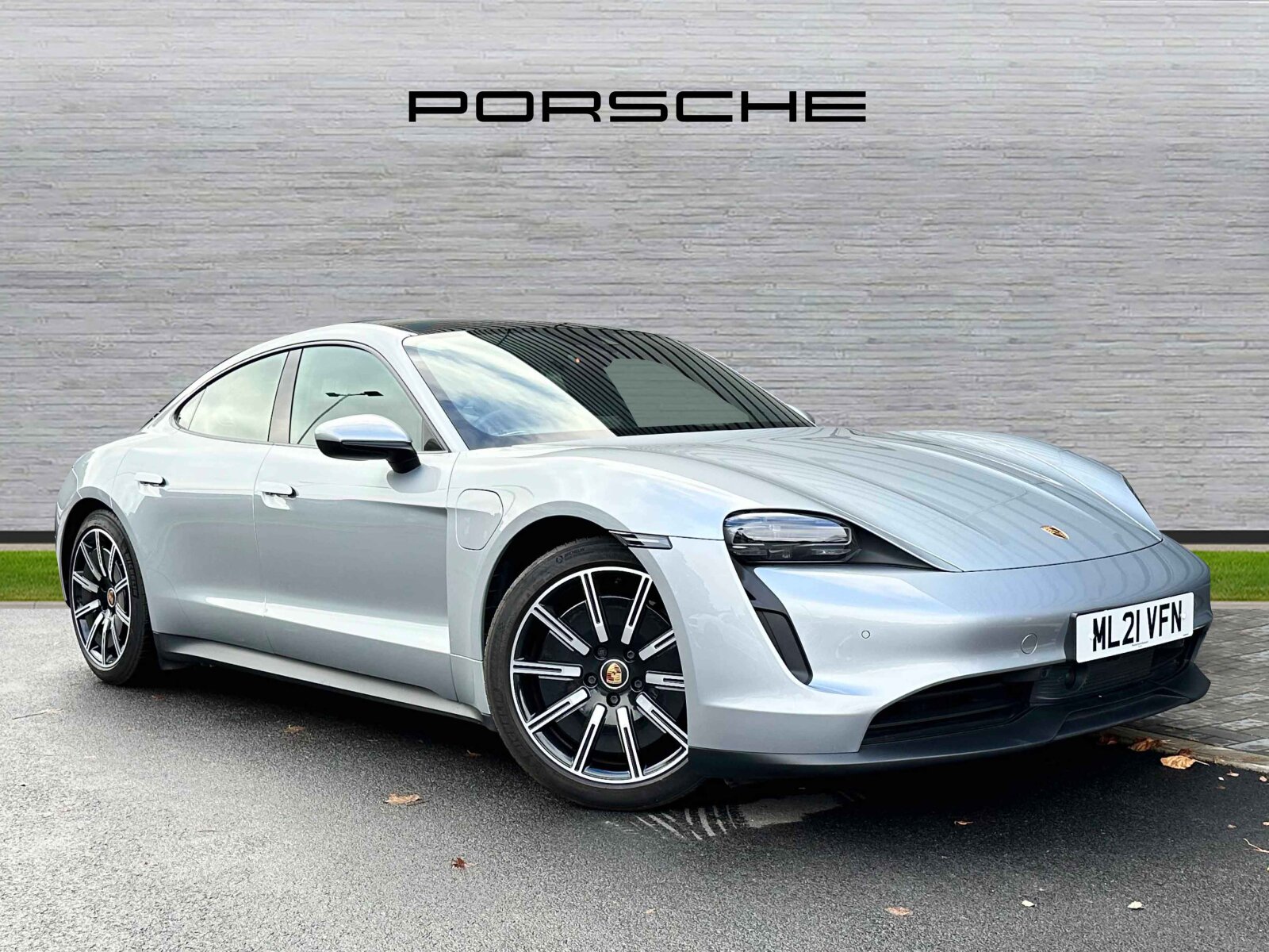 Main listing image - Porsche Taycan