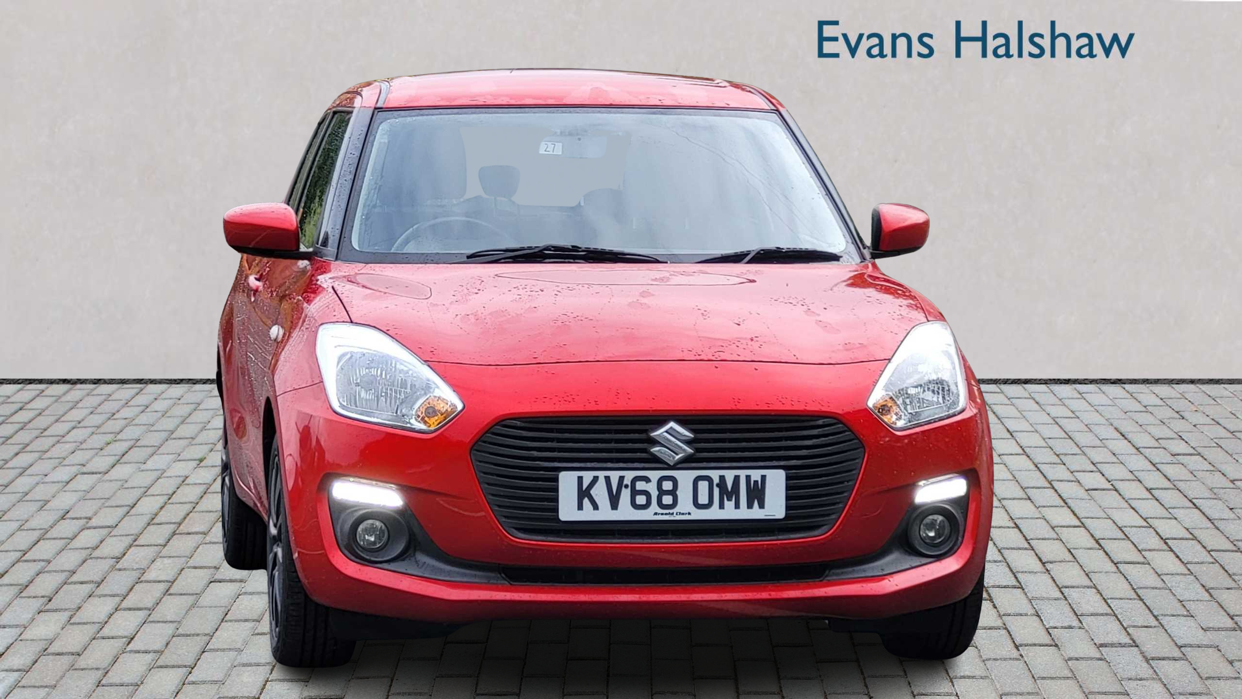 Main listing image - Suzuki Swift