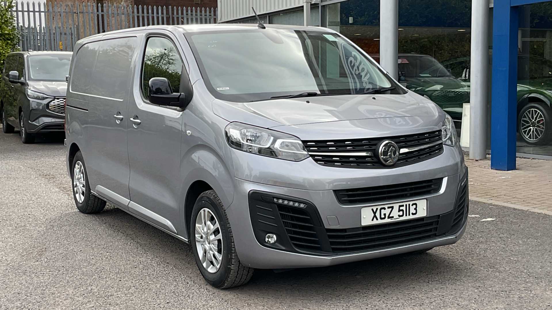 Main listing image - Vauxhall Vivaro