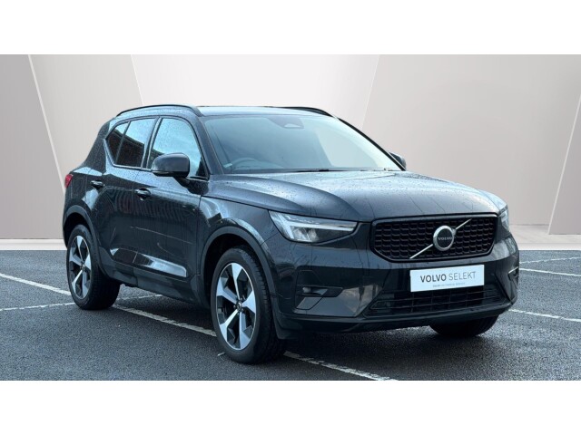 Main listing image - Volvo XC40