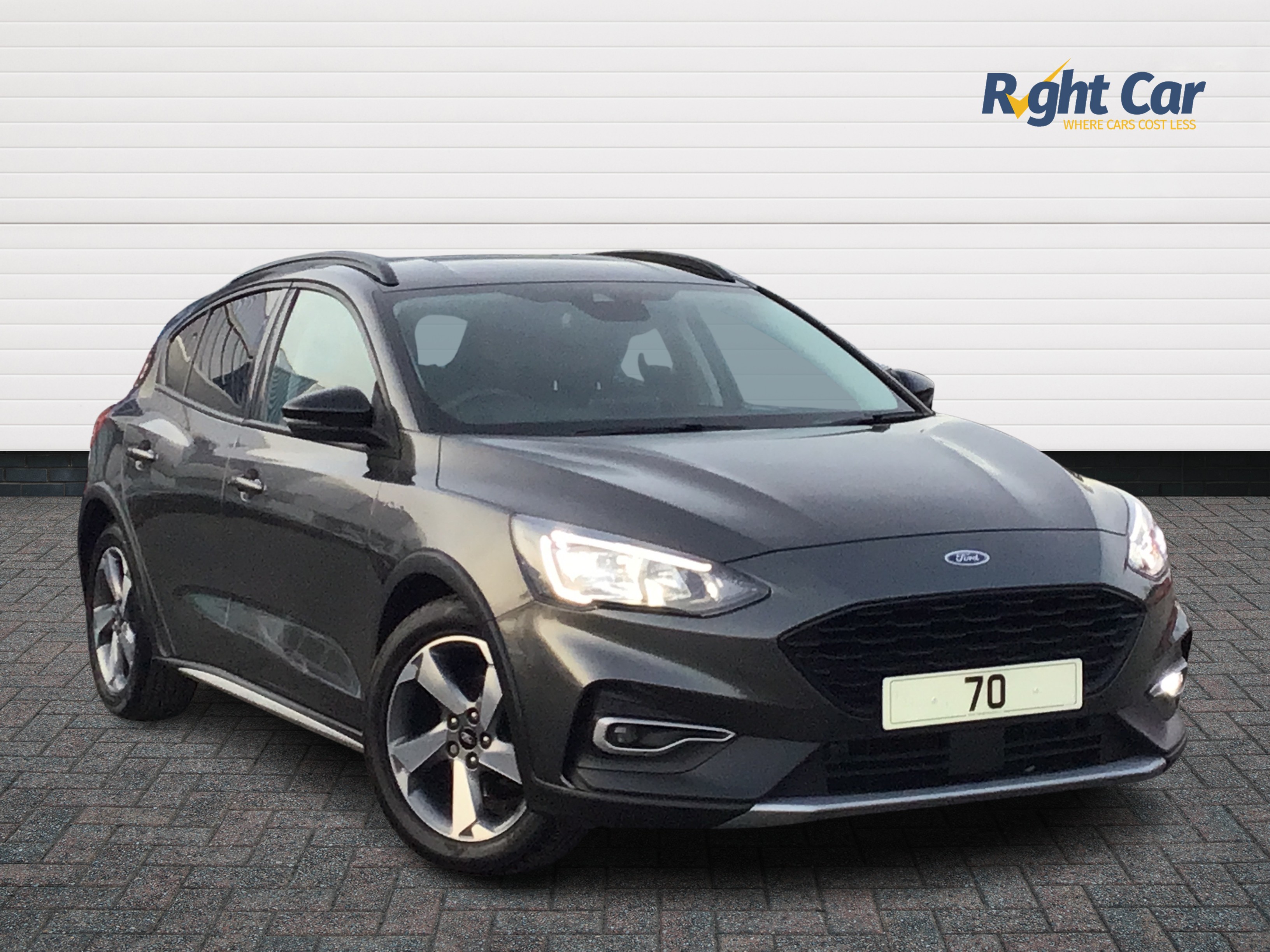 Main listing image - Ford Focus Active