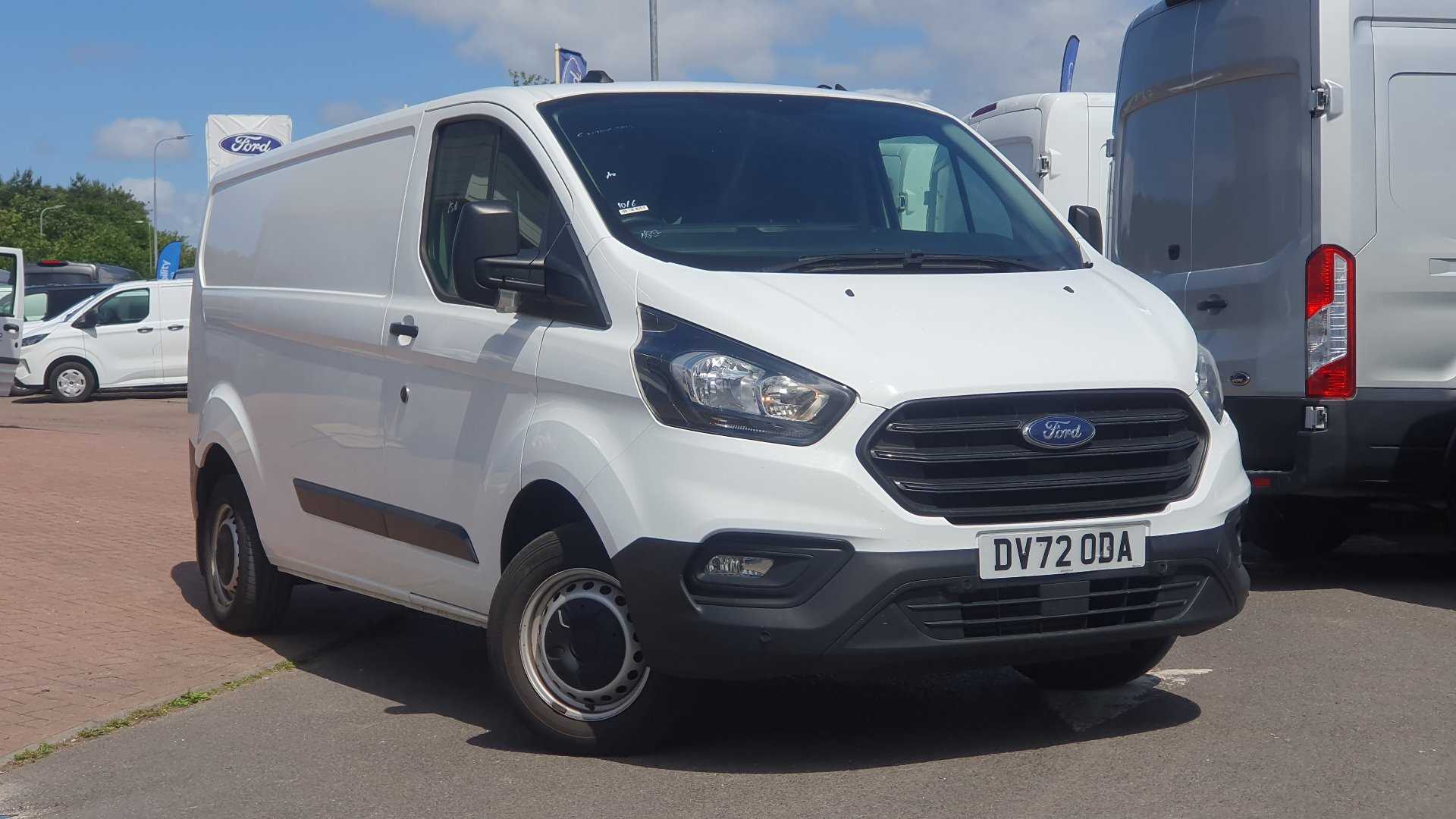 Main listing image - Ford Transit Custom