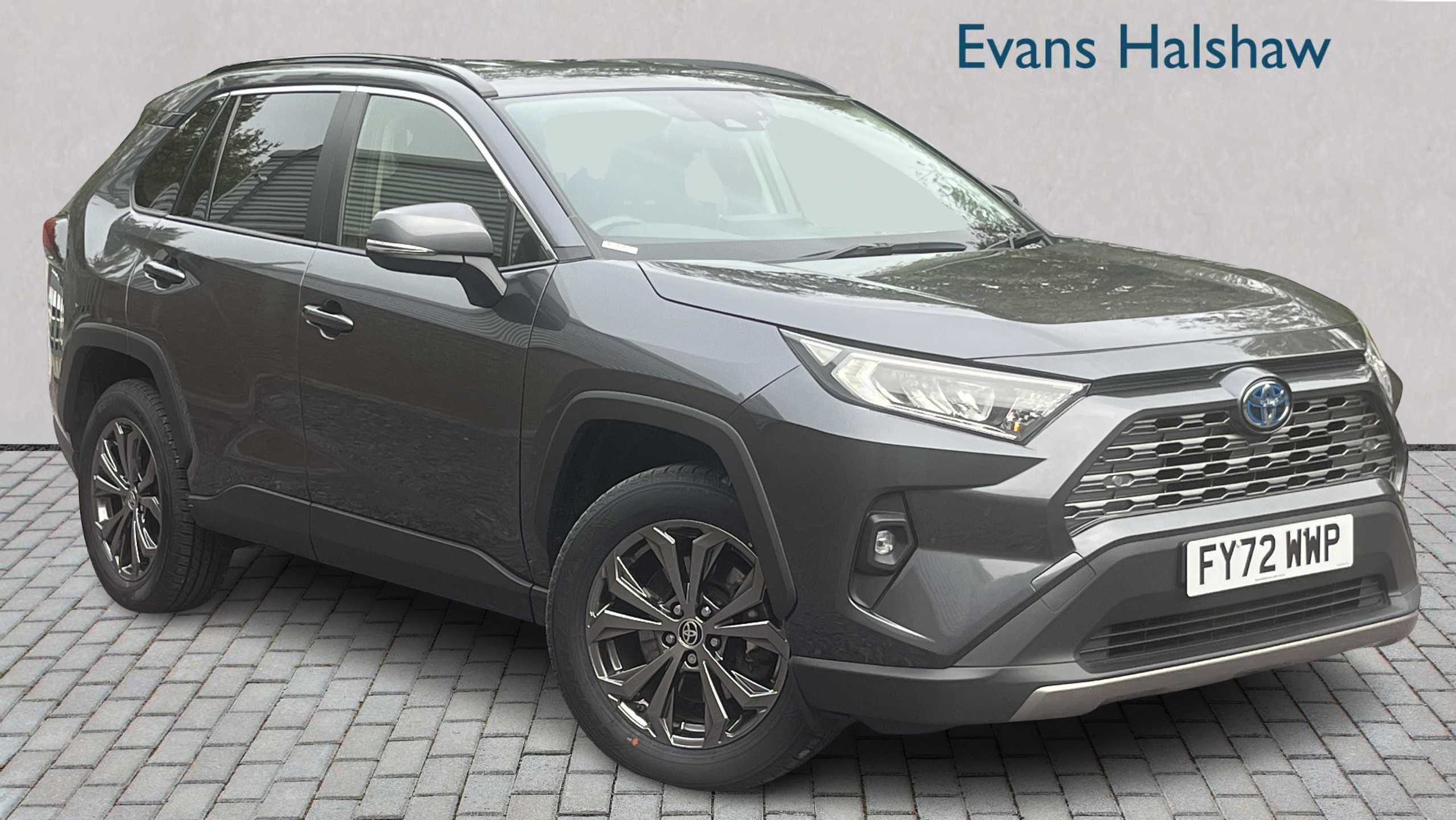 Main listing image - Toyota RAV4