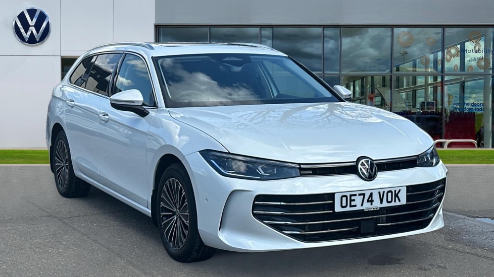 Main listing image - Volkswagen Passat Estate