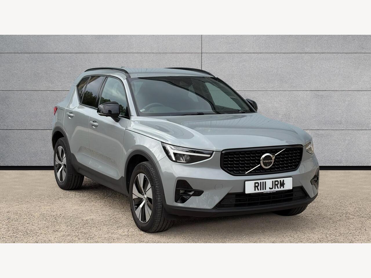 Main listing image - Volvo XC40