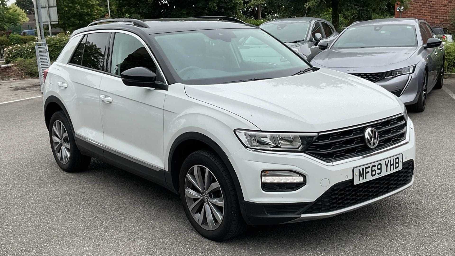 Main listing image - Volkswagen T-Roc
