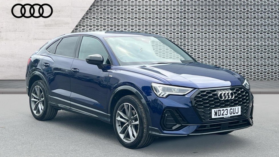 Main listing image - Audi Q3