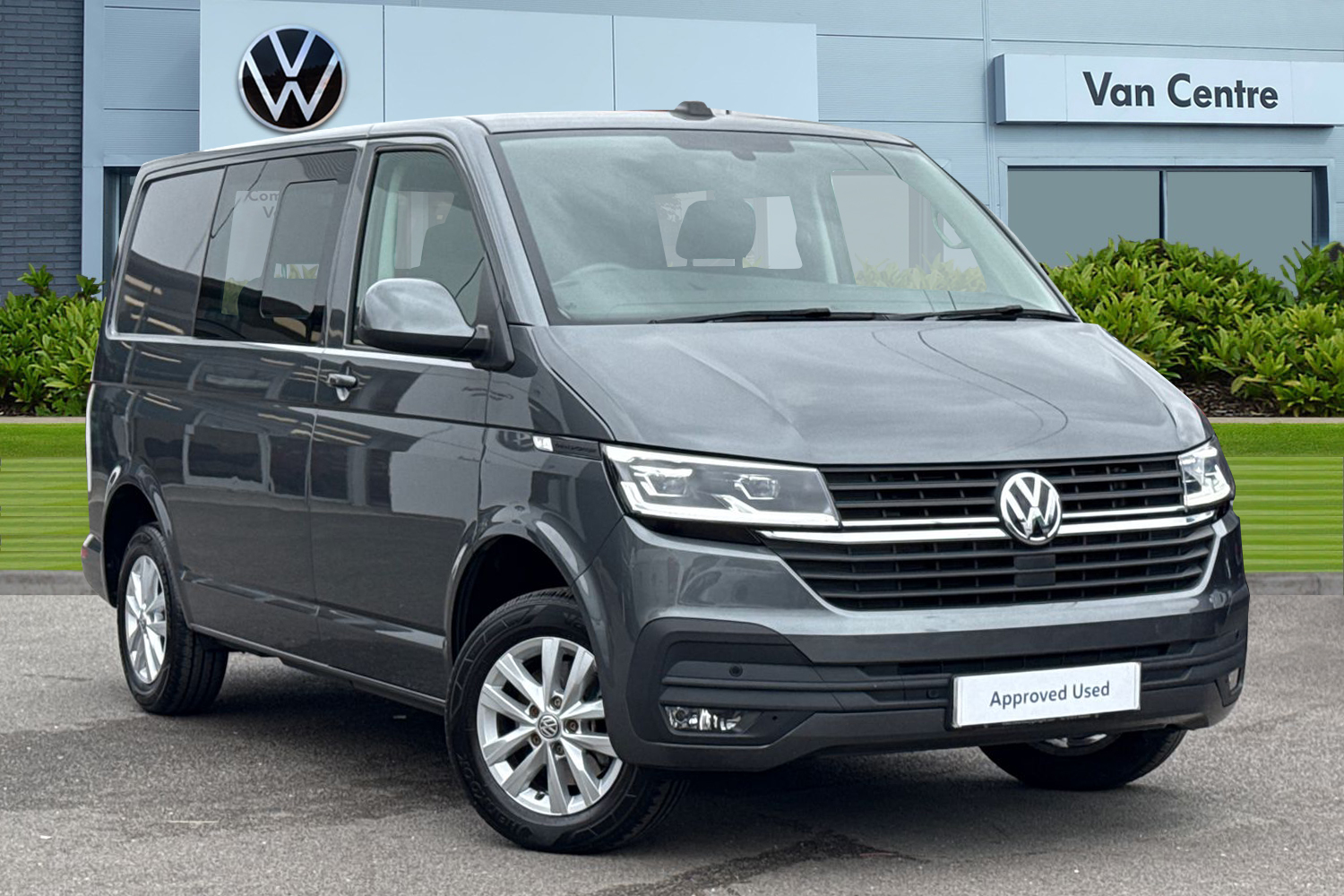 Main listing image - Volkswagen Transporter