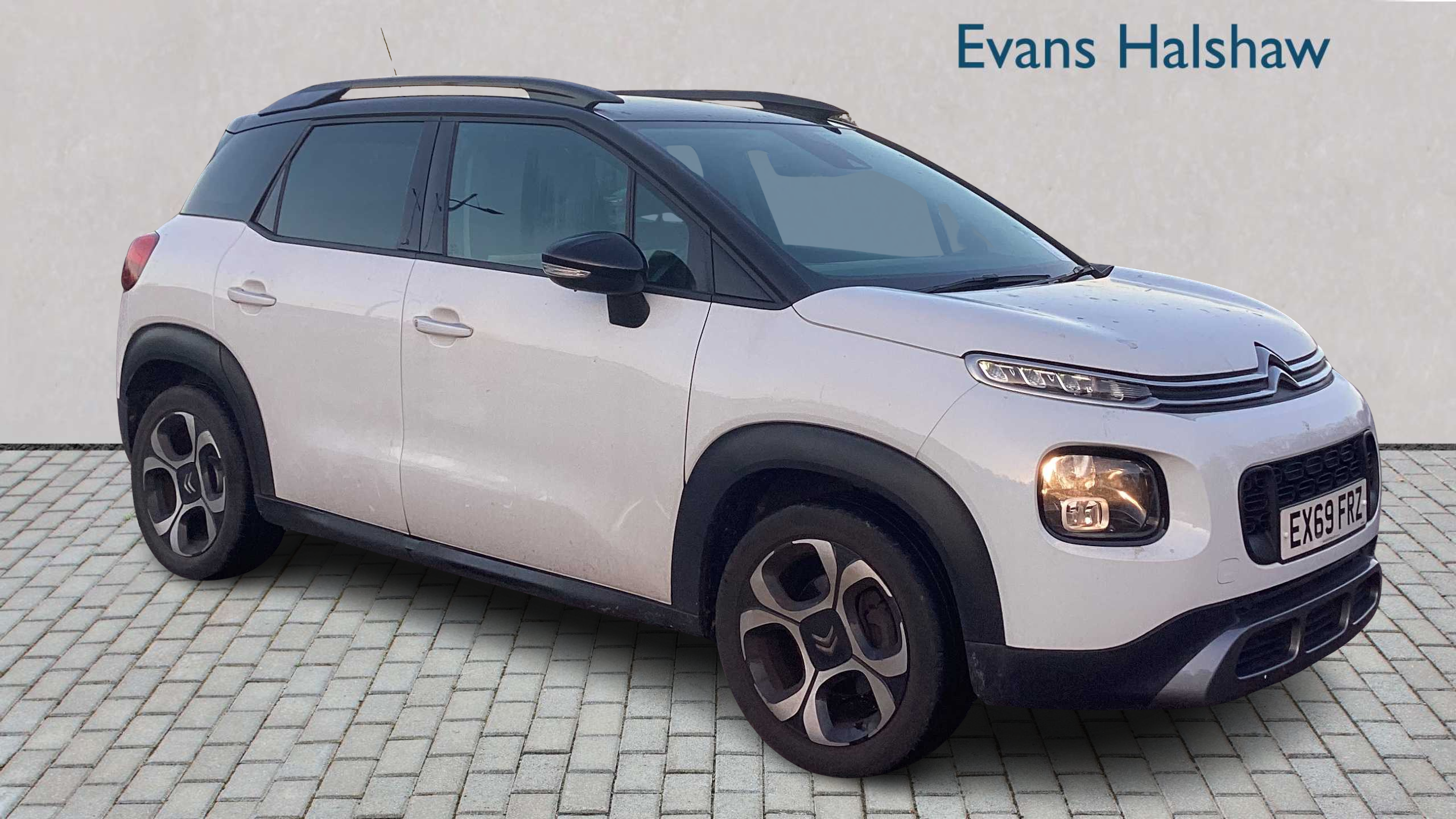 Main listing image - Citroen C3 Aircross