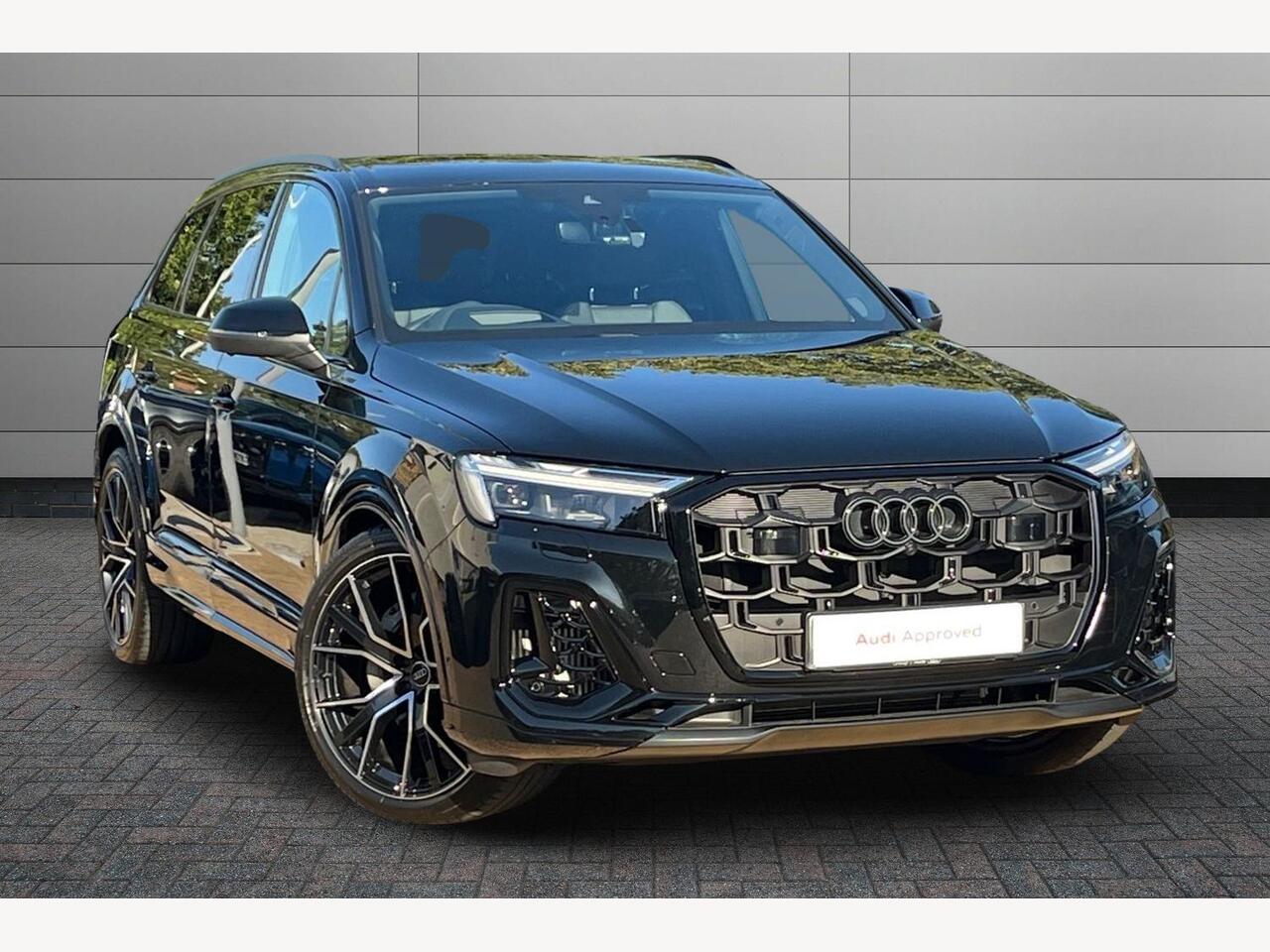 Main listing image - Audi Q7