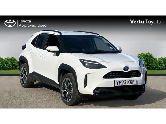 Main listing image - Toyota Yaris Cross