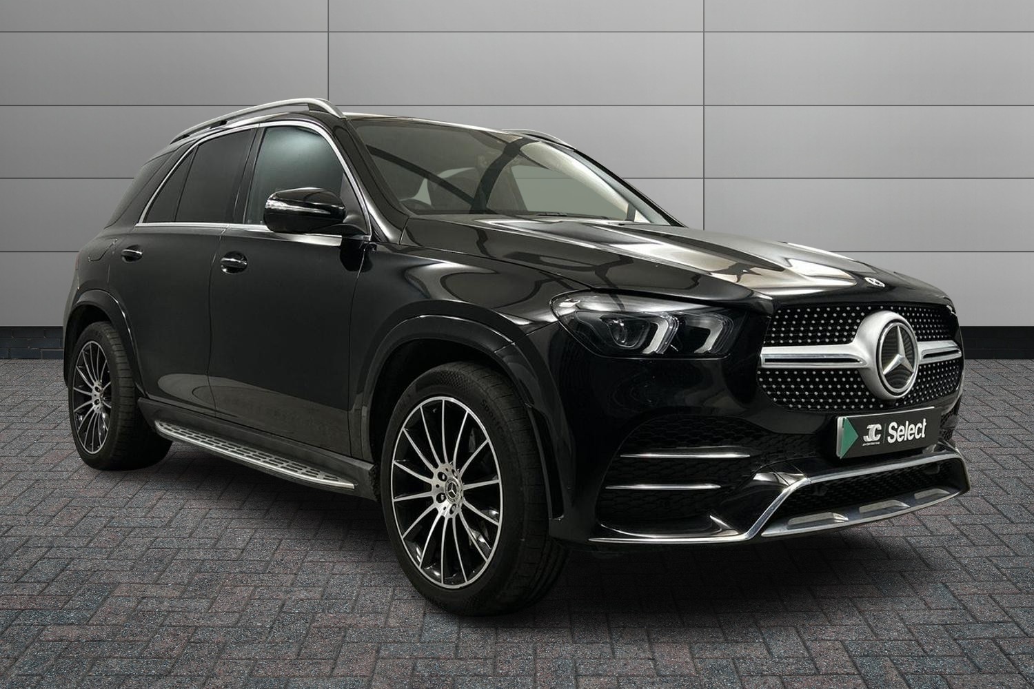 Main listing image - Mercedes-Benz GLE