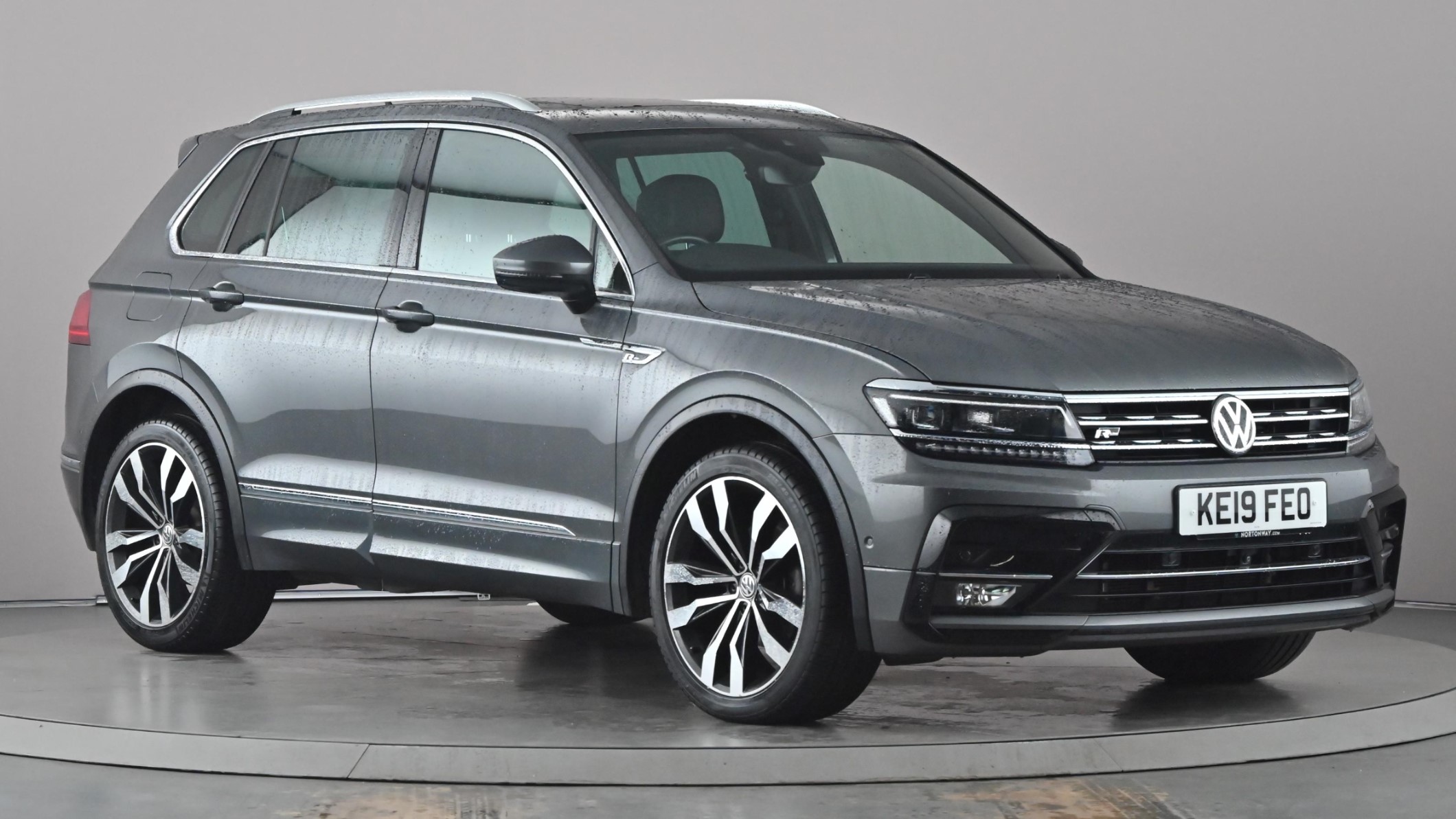 Main listing image - Volkswagen Tiguan