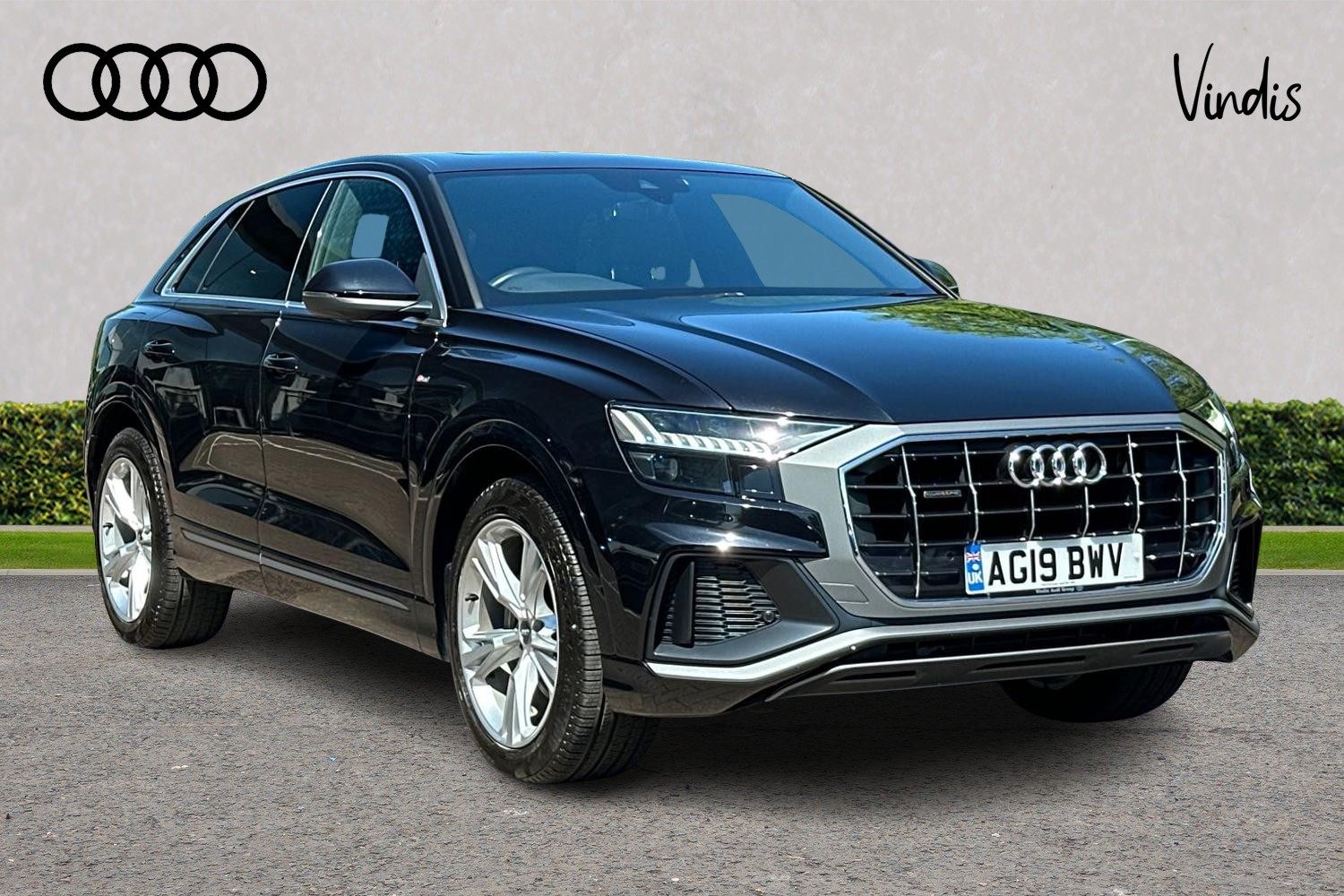 Main listing image - Audi Q8