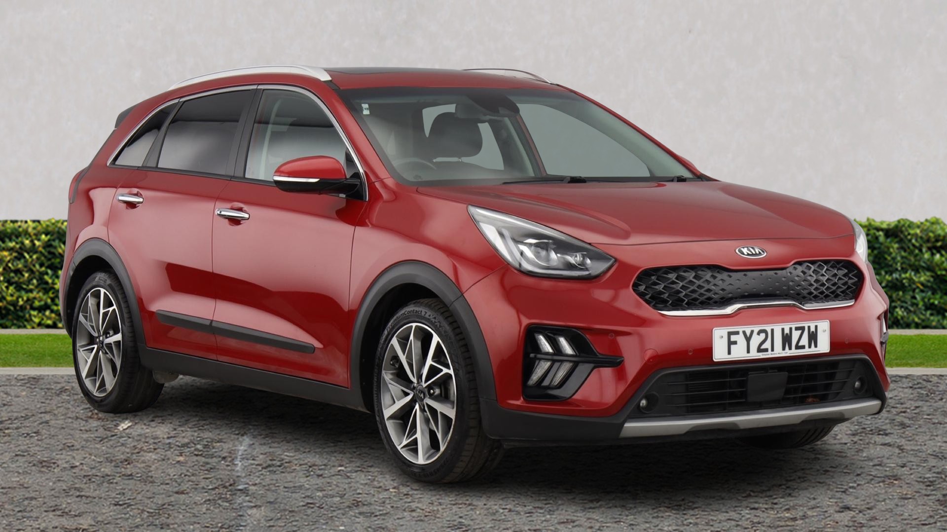 Main listing image - Kia Niro