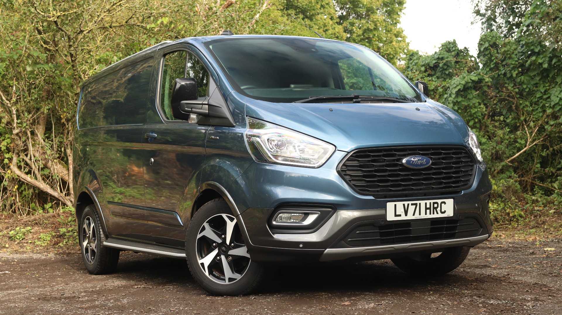 Main listing image - Ford Transit Custom