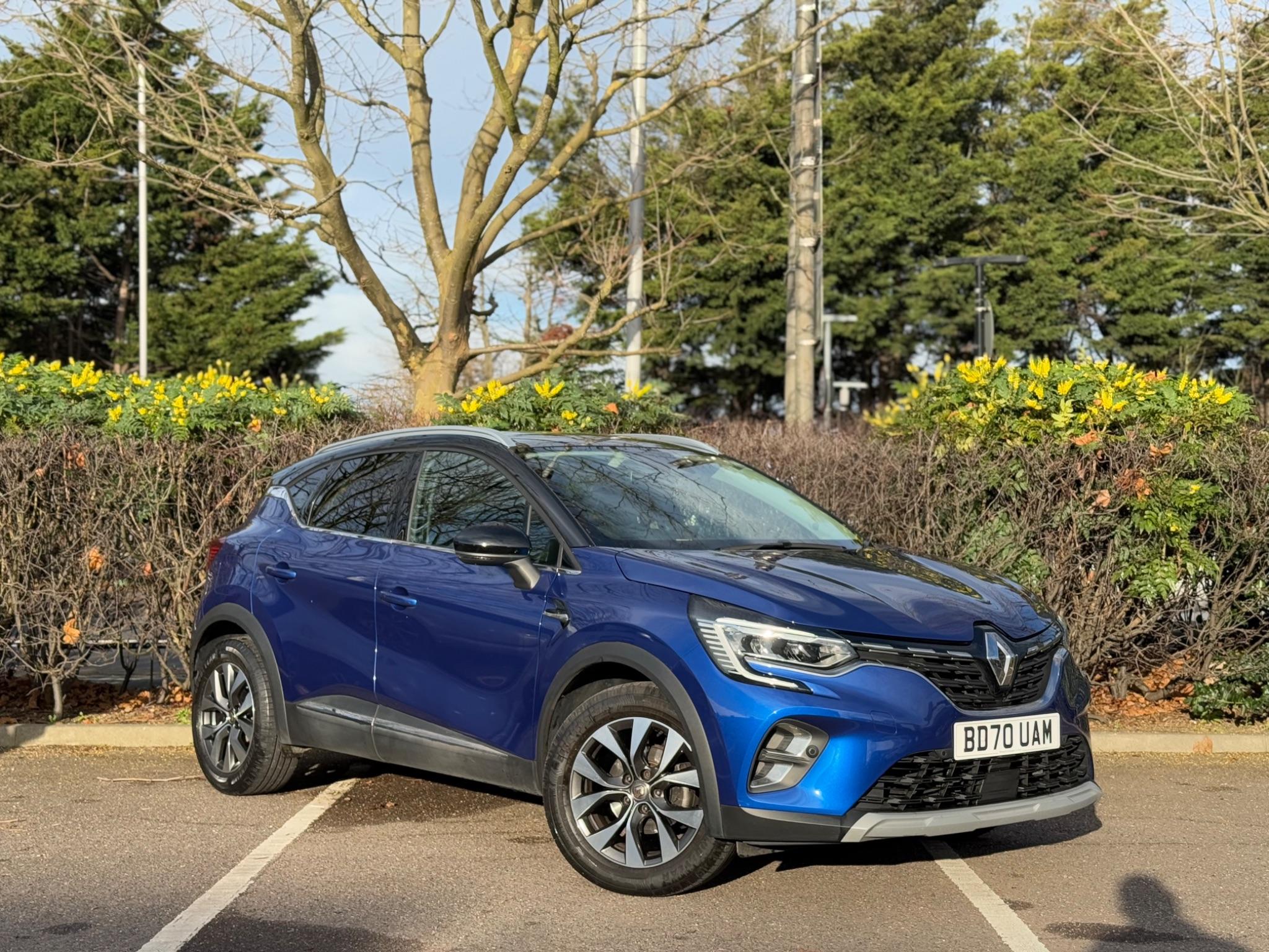 Main listing image - Renault Captur