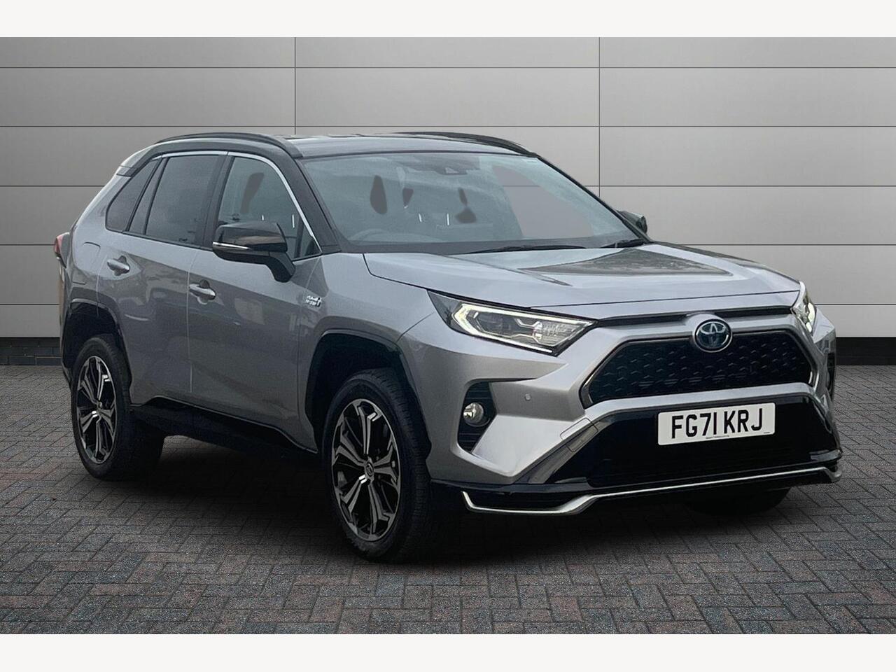 Main listing image - Toyota RAV4