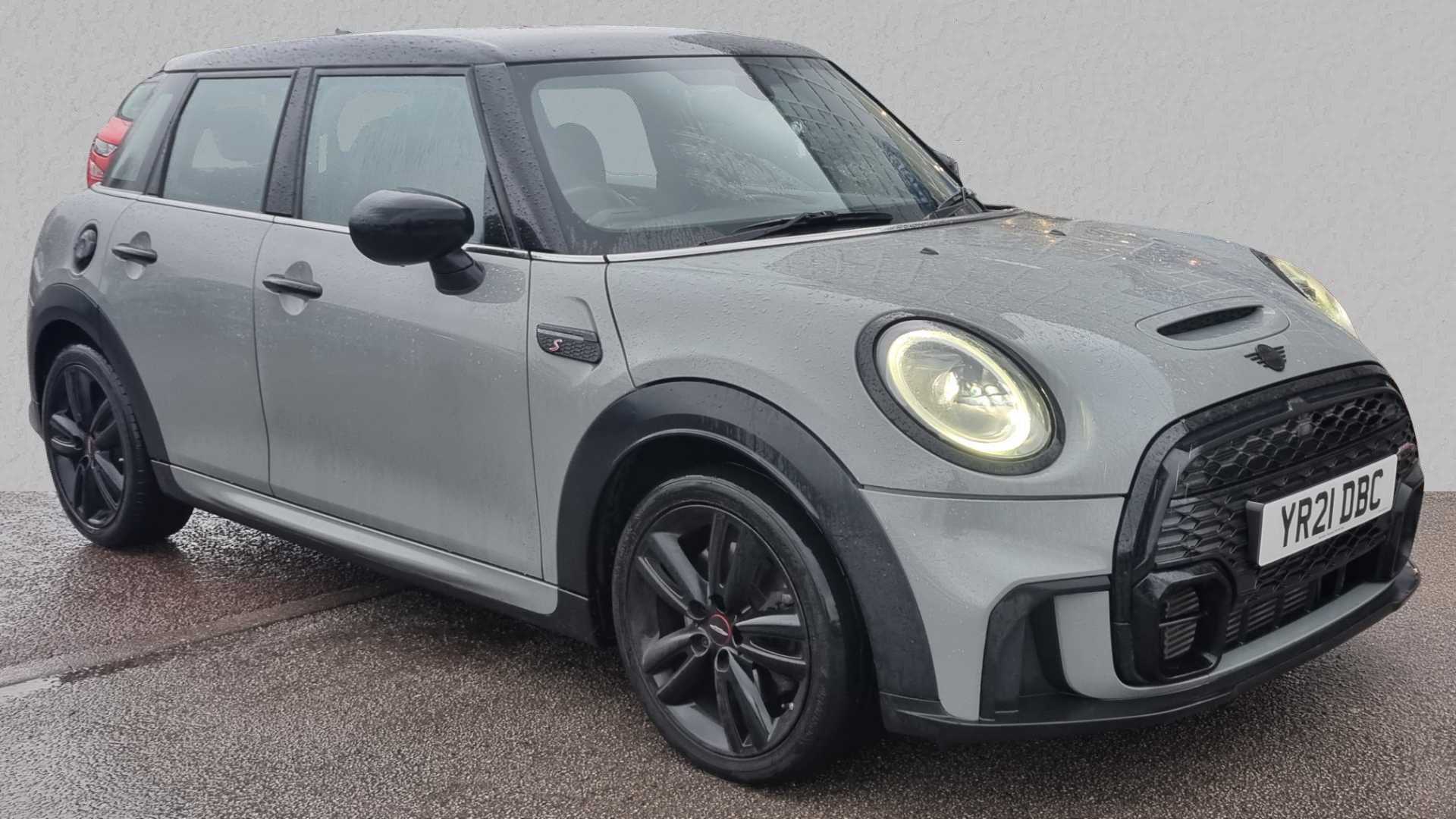 Main listing image - MINI Hatchback 5dr