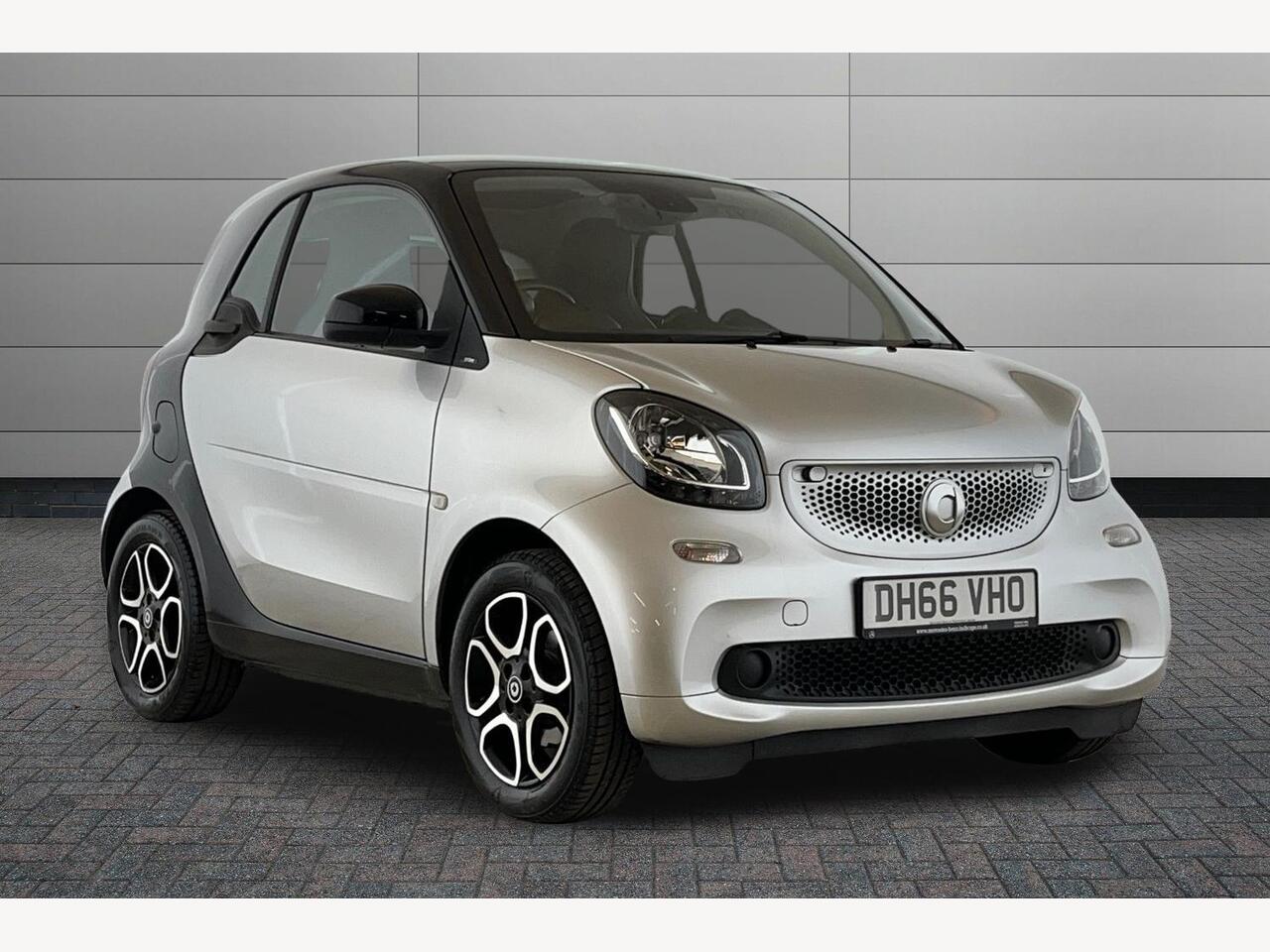 Main listing image - Smart Fortwo Coupe