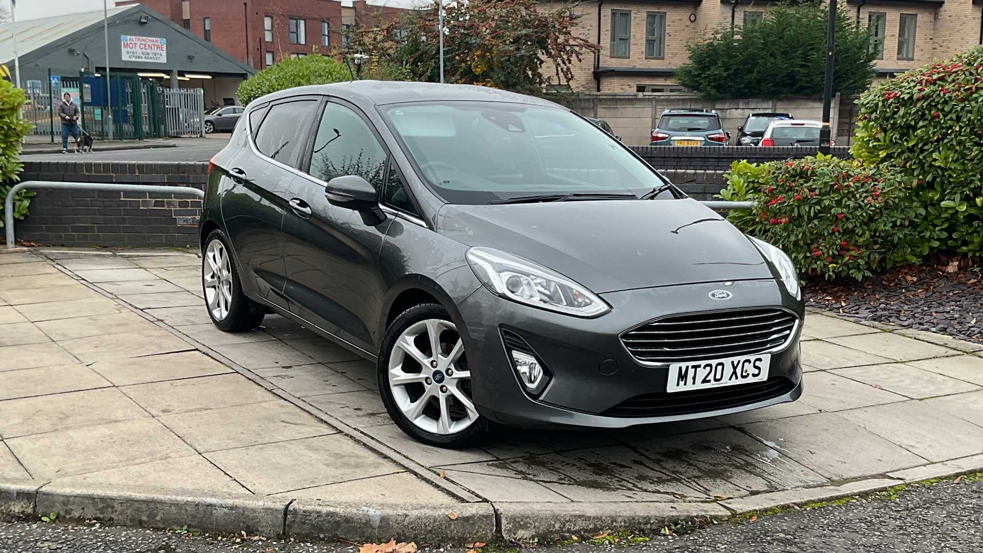 Main listing image - Ford Fiesta