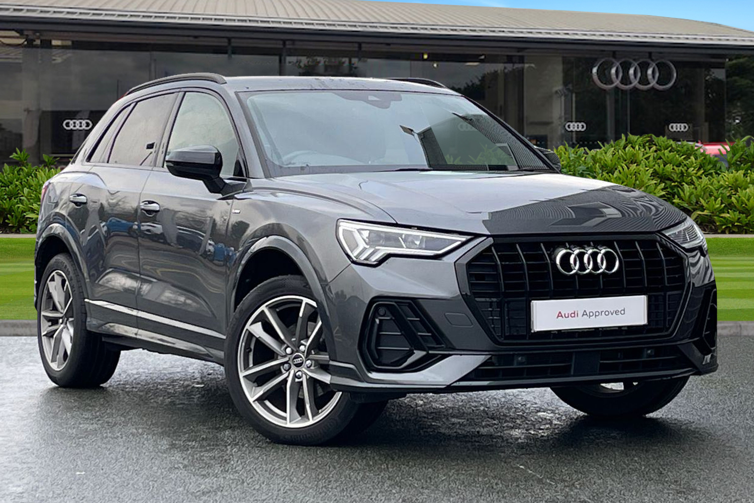 Main listing image - Audi Q3