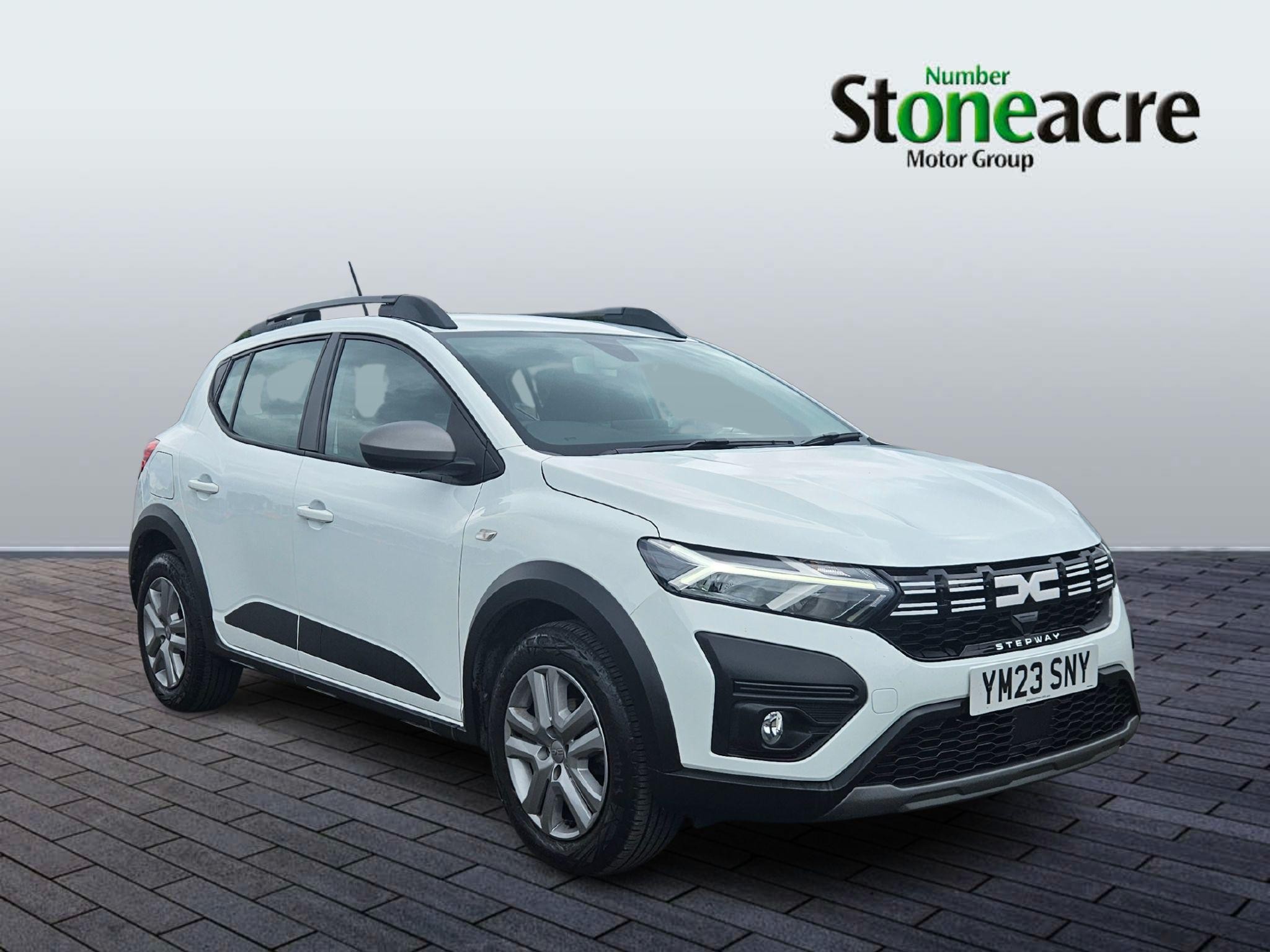 Main listing image - Dacia Sandero Stepway