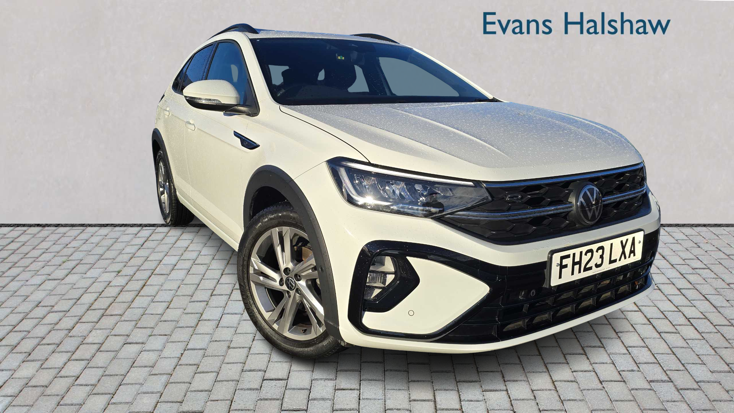 Main listing image - Volkswagen Taigo