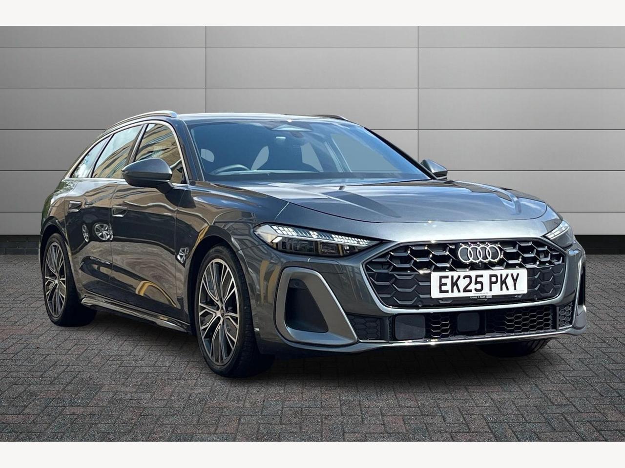 Main listing image - Audi A5