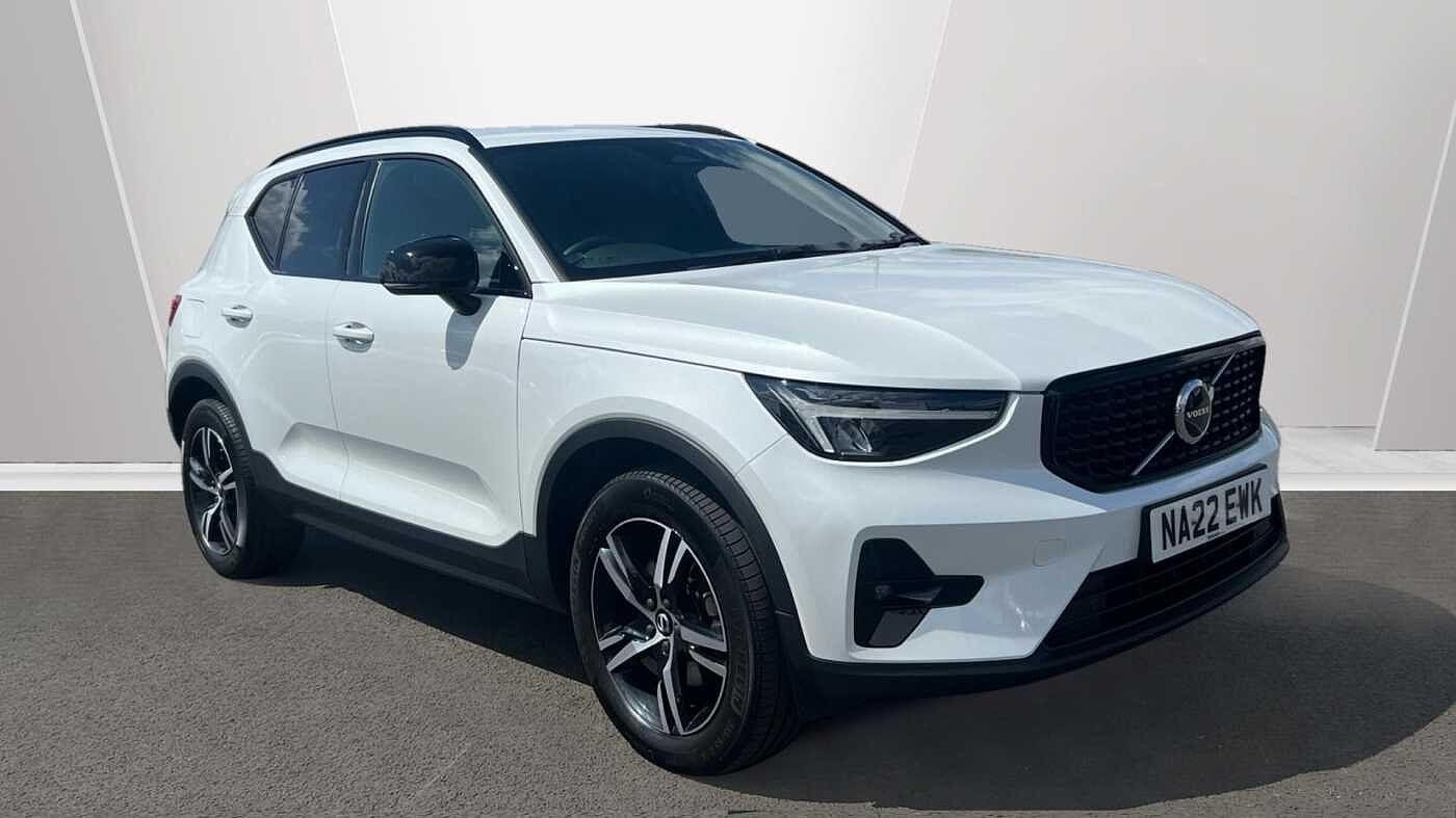 Main listing image - Volvo XC40