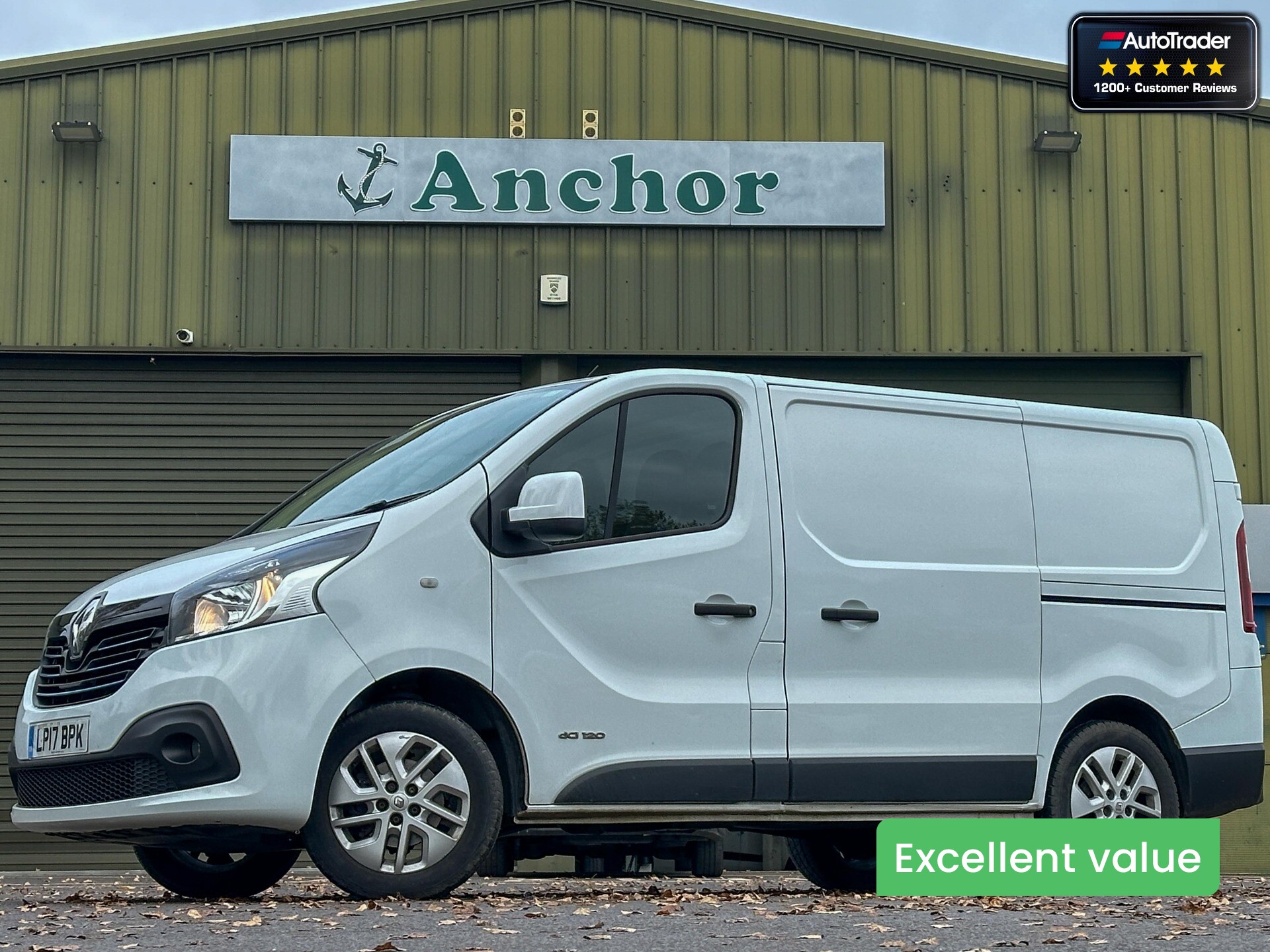 Main listing image - Renault Trafic