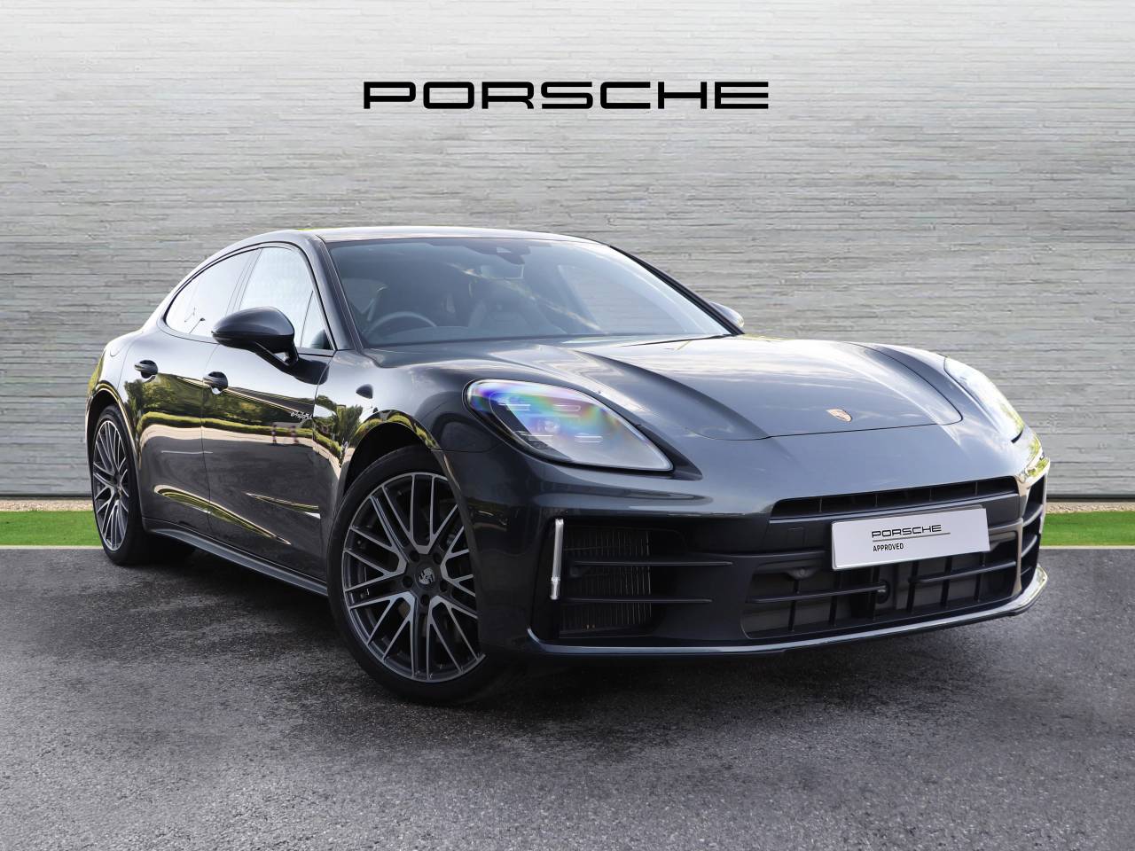 Main listing image - Porsche Panamera