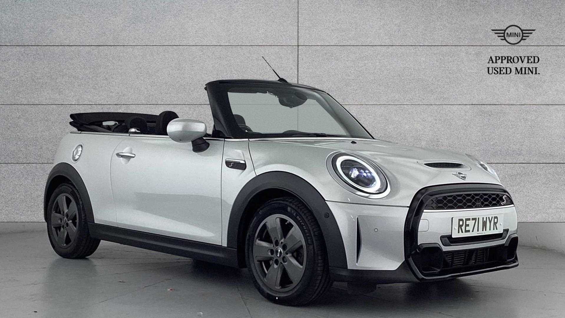Main listing image - MINI Convertible