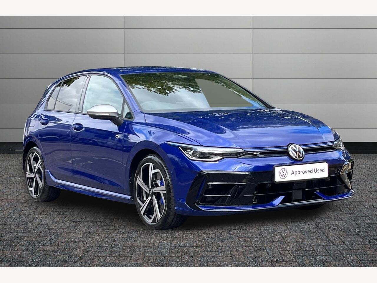 Main listing image - Volkswagen Golf