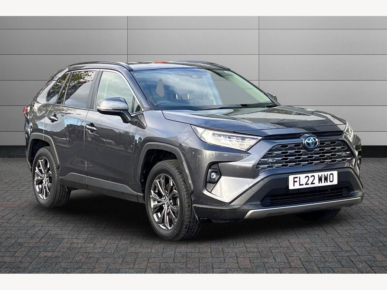 Main listing image - Toyota RAV4