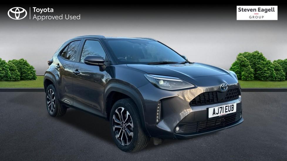 Main listing image - Toyota Yaris Cross