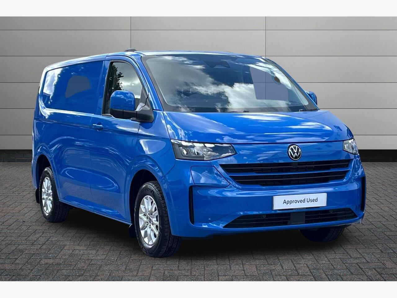 Main listing image - Volkswagen Transporter