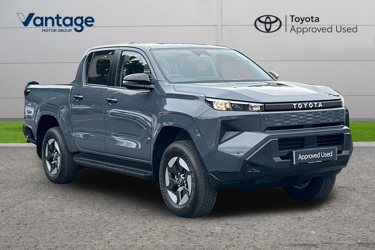 Main listing image - Toyota Hilux