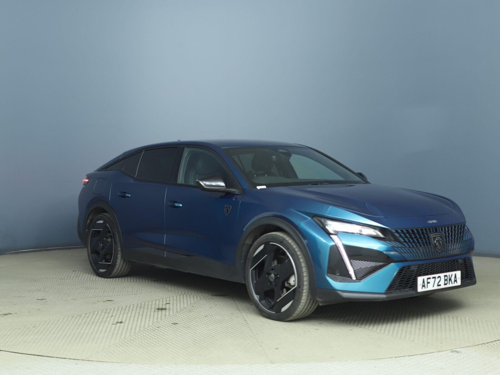 Main listing image - Peugeot 408