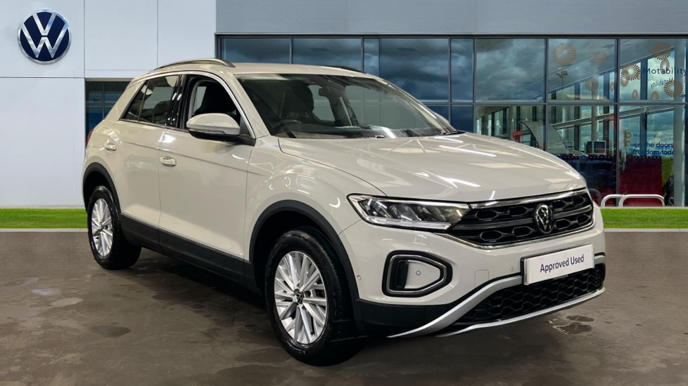 Main listing image - Volkswagen T-Roc