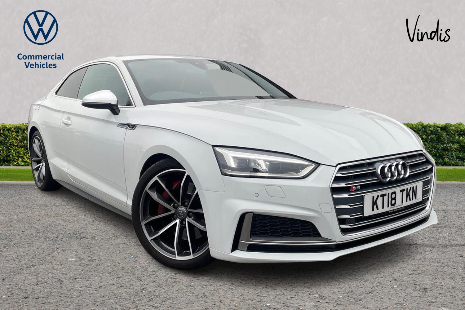 Main listing image - Audi S5
