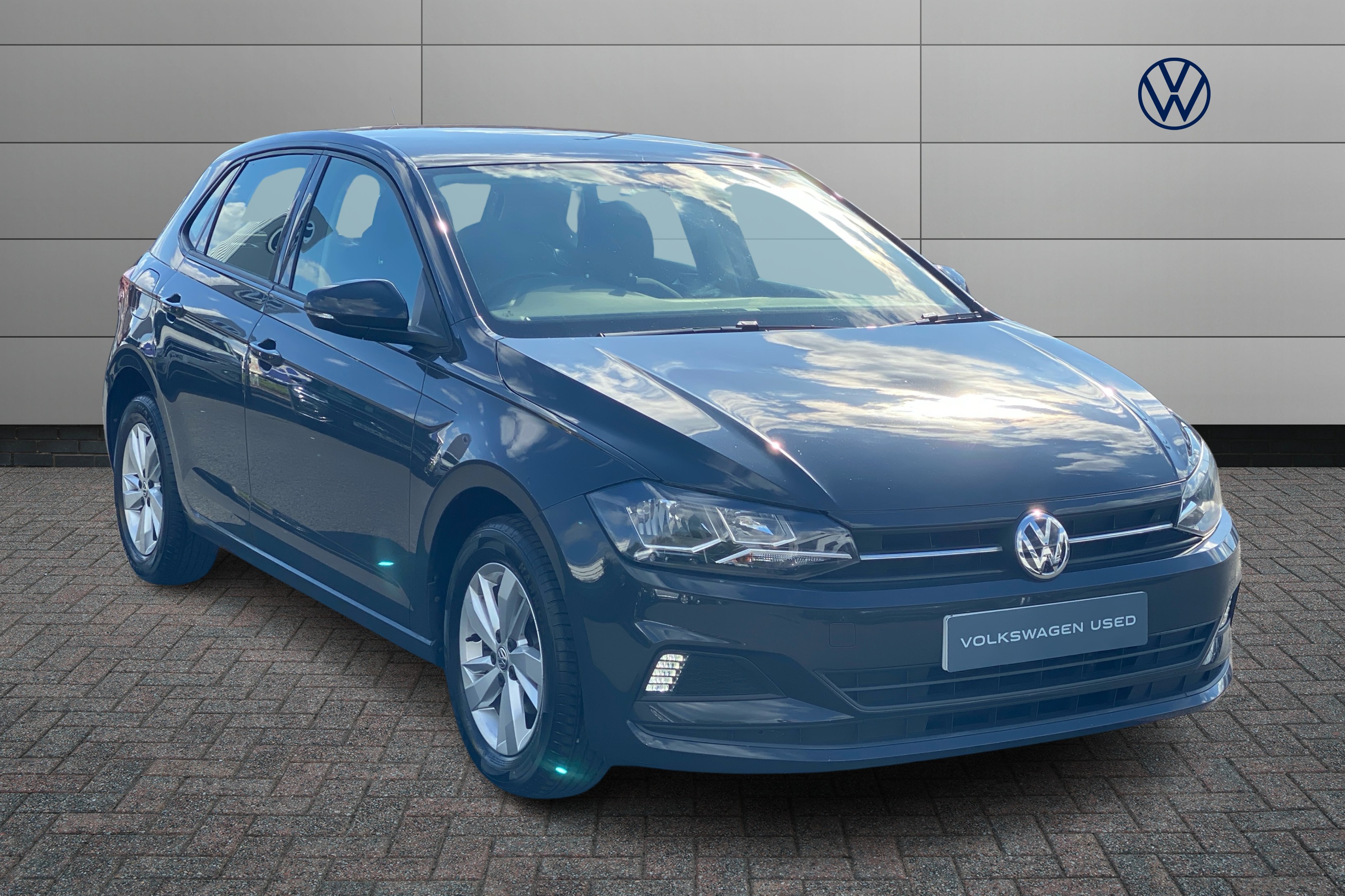 Main listing image - Volkswagen Polo